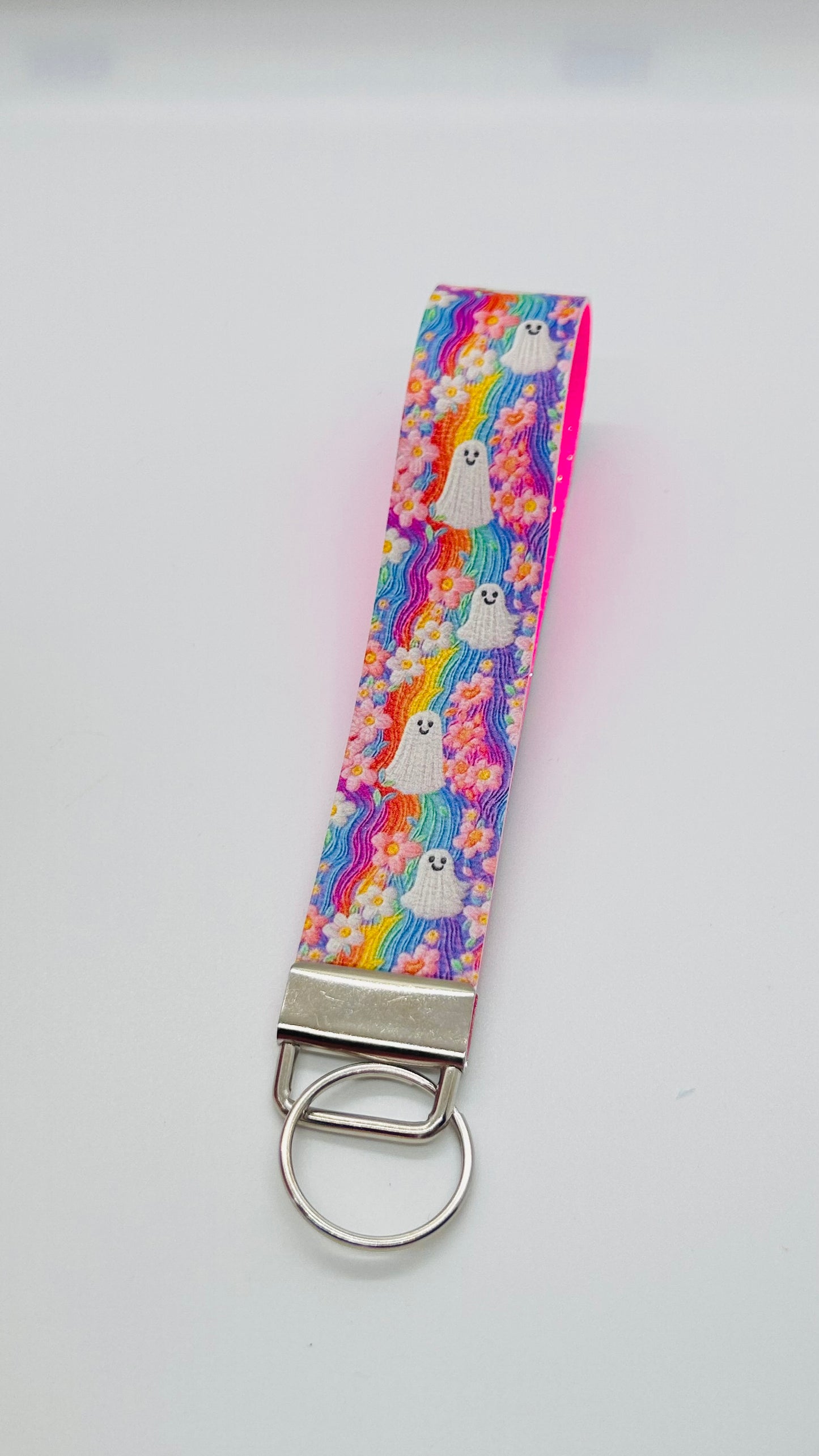 Groovy Ghosties Keyfob
