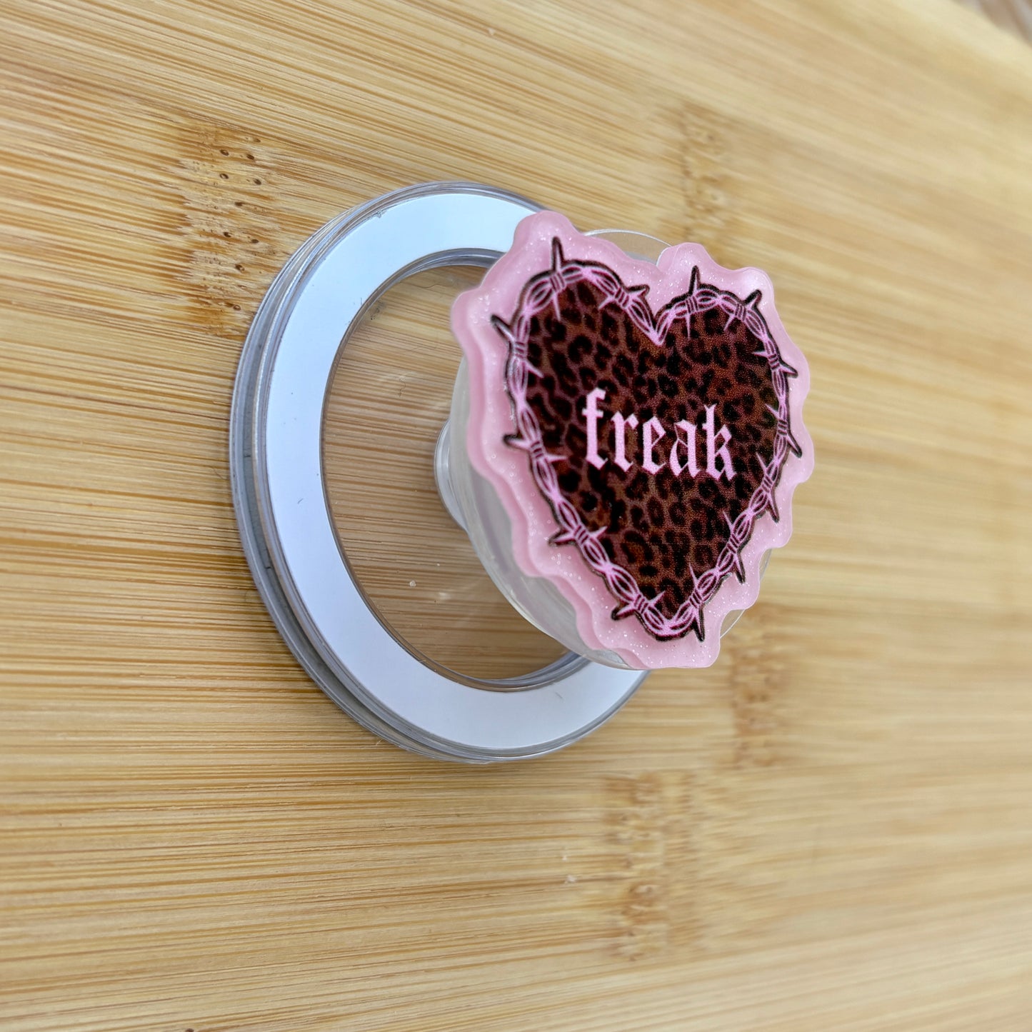 Freak Cheetah Heart Magnetic Grip | Kindle & Phone Holder, Compatible With MagSafe Devices