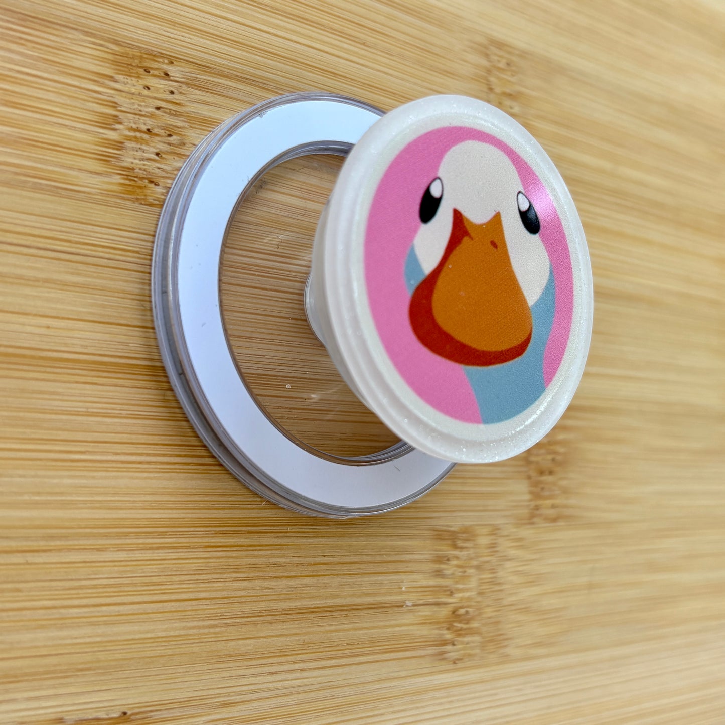 Nosey Silly Goose Magnetic Grip | Kindle & Phone Holder, Compatible With MagSafe Devices