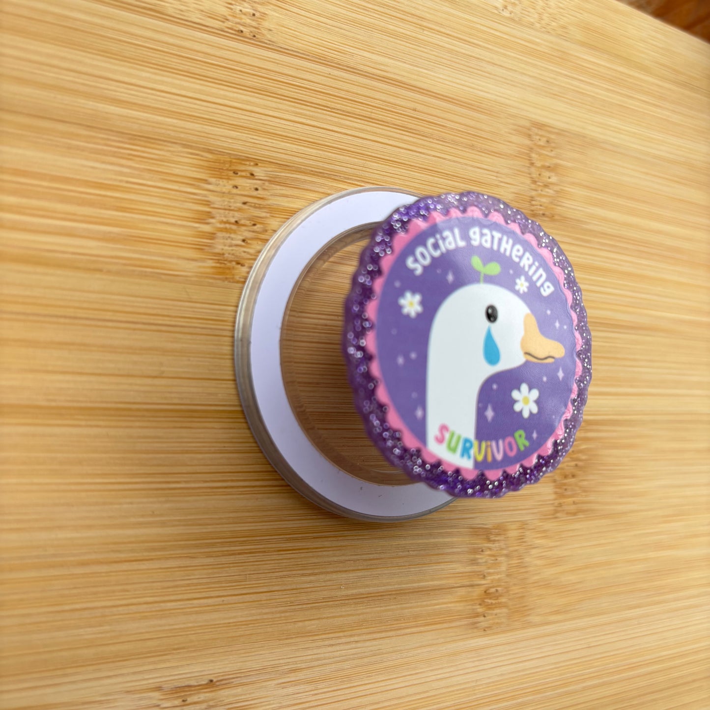 Social Gathering Survivor Goose Magnetic Grip | Kindle & Phone Holder, Compatible With MagSafe Devices